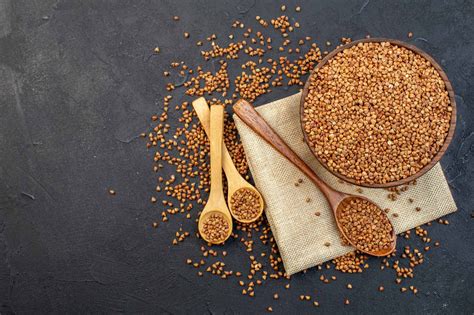  Quinoa: Un Superfood Versatile per Applicazioni Alimentari Innovativoe!